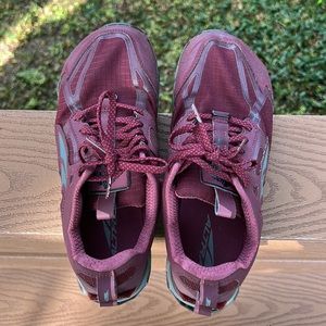 Wine colored Altra Lone Peak 4.5
